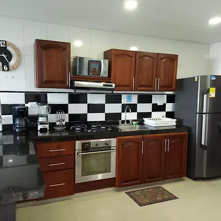 Hermoso Apartamento En Torres Del Lago Apartment
